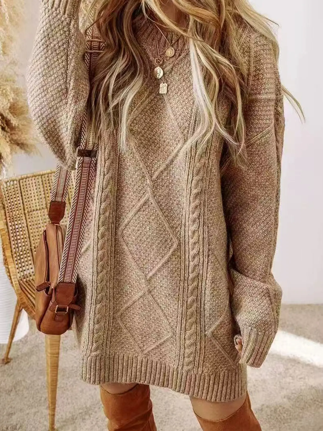 Elegant Knit Dress for Women, Multi-Color Options, Mid-Length Slim Fit, Round Neck Pullover, Fall Winter Daily Commute