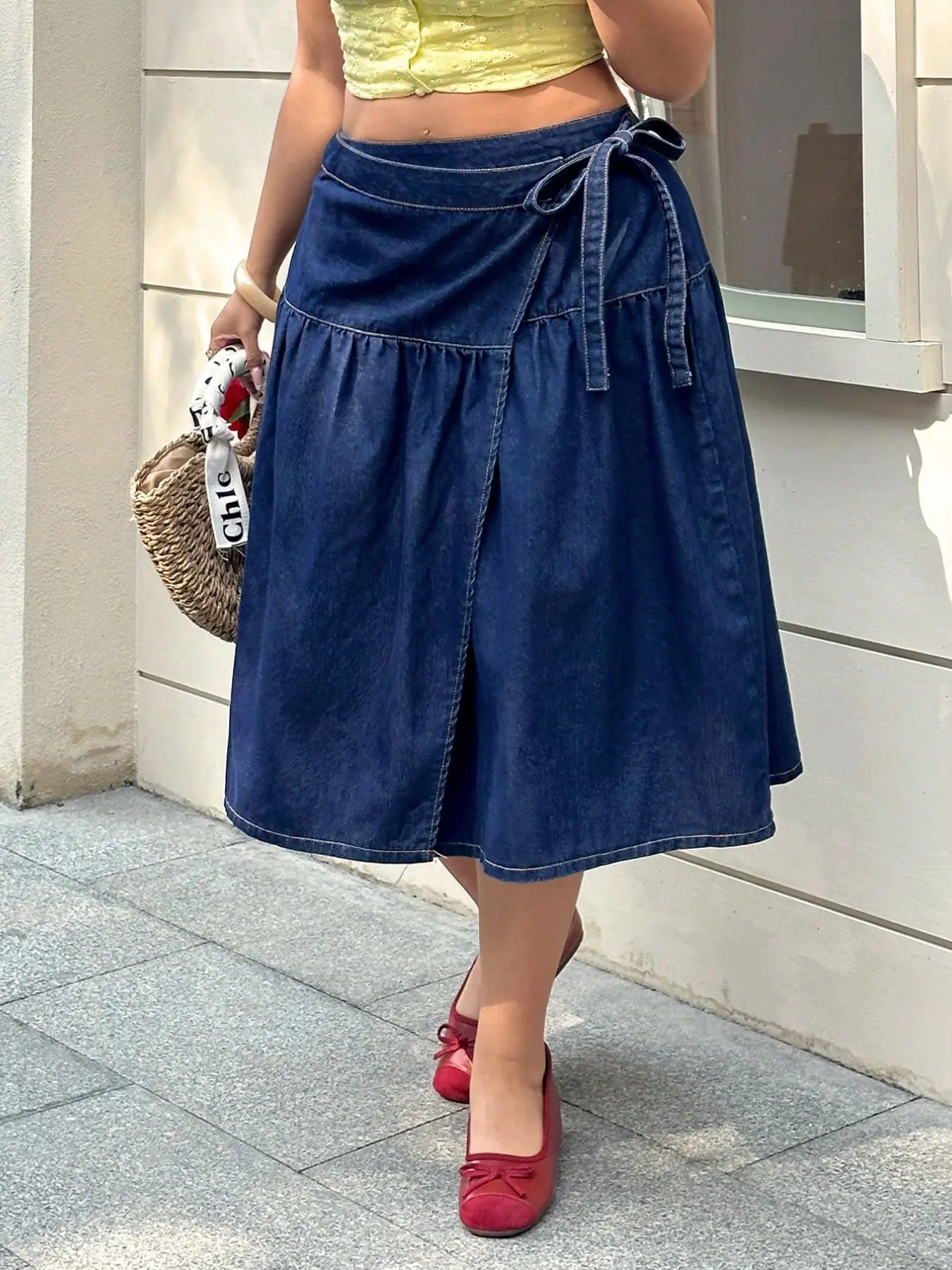 Plus Size Dark Washed Denim Wrap Midi Dress, Women's Casual Belted Adjustable Loose A-Line Flare Jeans Skirt, A Line Skirts, Flared, Comfortable and Stylish Everyday Wear