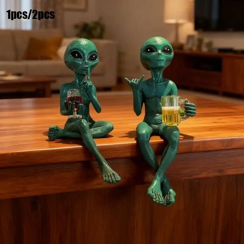 Alien Resin Ornament Ufo Indoor Outdoor Garden Decor Statue, Home Decoration, Beer Alien/wine Alien, Small Sculpture
