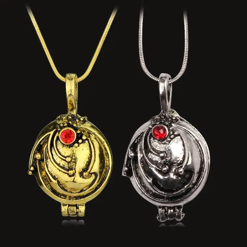 Vintage TV-Inspired Choker Necklace with Vervain Motif Locket Pendant, Unisex Jewelry Charm for Casual Wear, Chocker Necklace