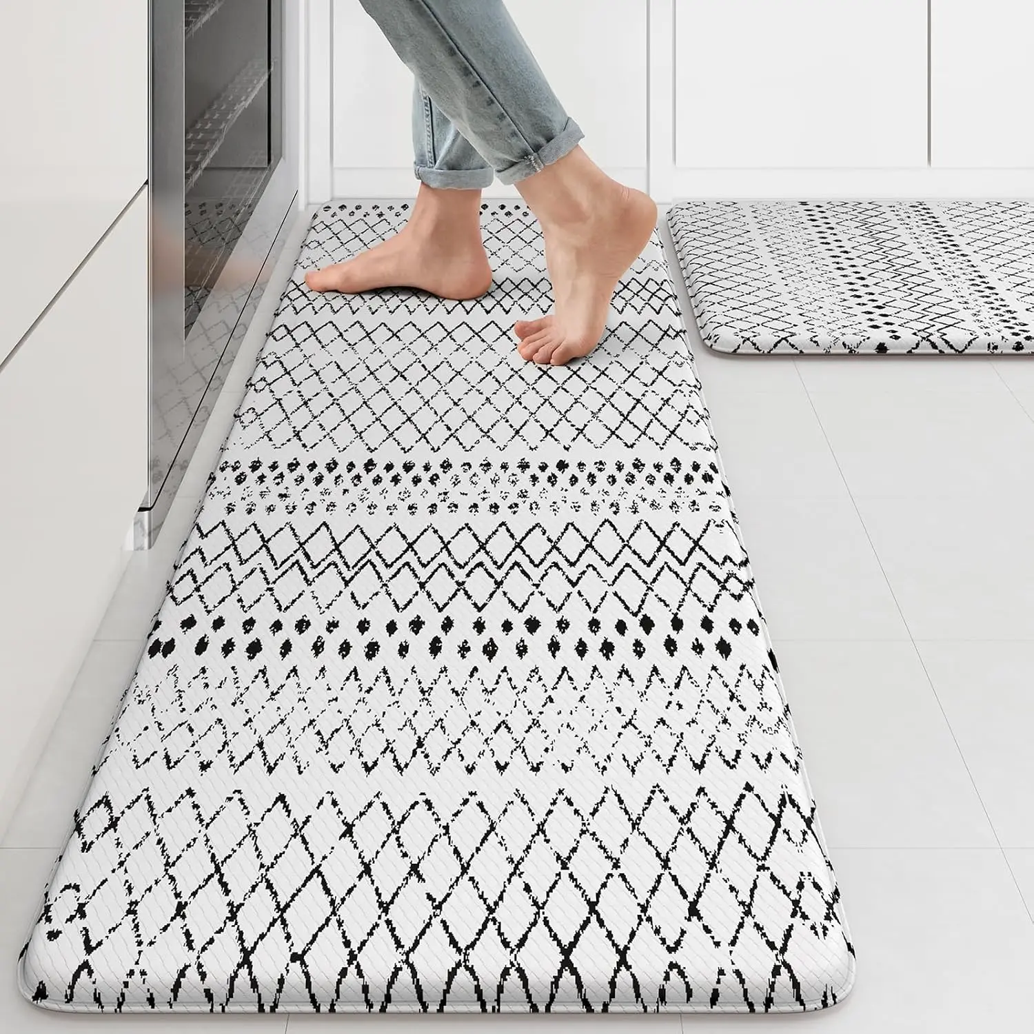 Kitchen Mats 2 PCS, Cushioned Anti Fatigue Kitchen Rugs and Mats | Black White Non Skid Waterproof Kitchen Mats for Floor,Comfort Foam Standing Mat for Home Decor,Office,Sink,Laundry Room,Desk
