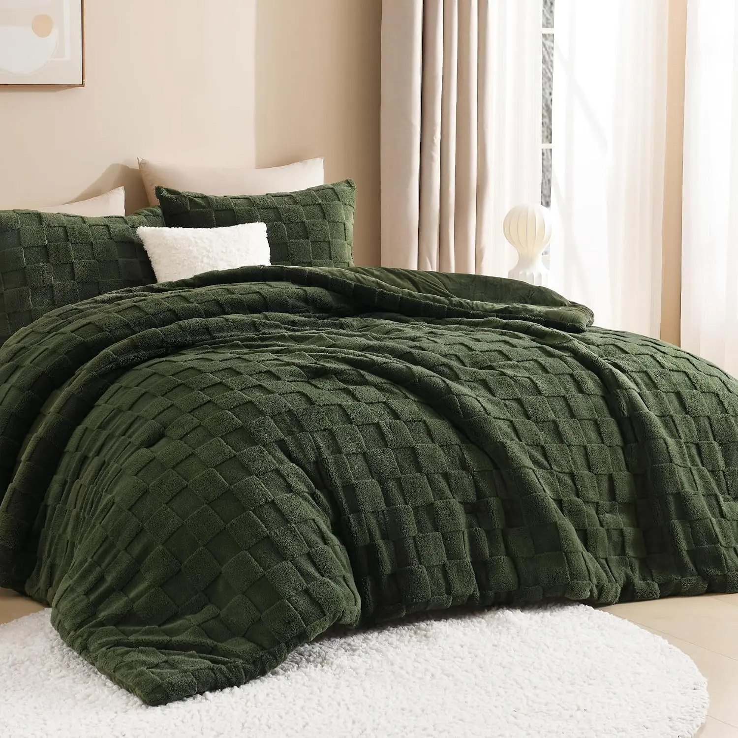 Fluffy King Size Comforter Set Olive Green, 3 Pieces Warm Sherpa Fleece Winter Bedding Set, Jacquard Checkered Plush Fuzzy Blanket Bed Set(1 Comforter, 2 Pillowcases)