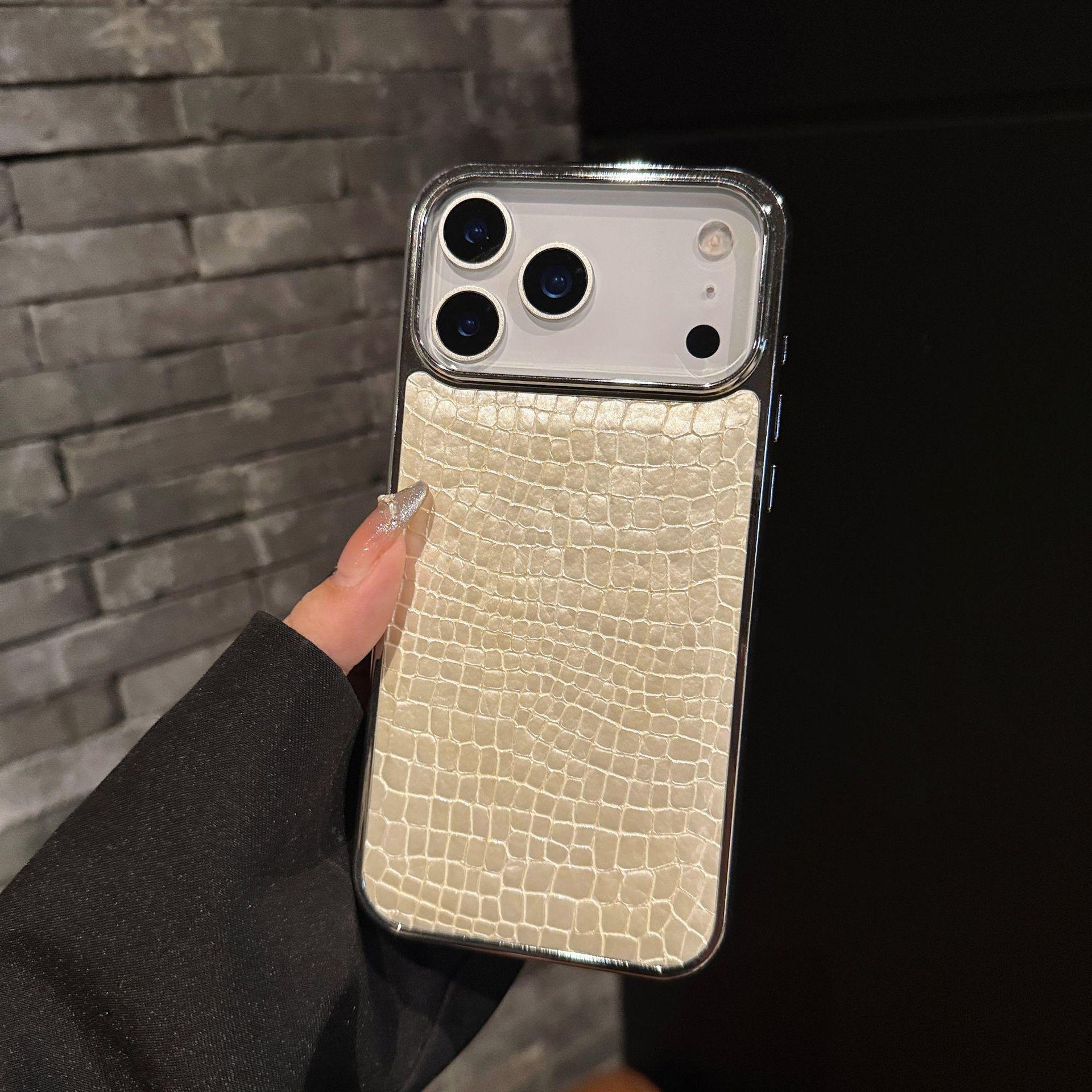 Premium Glossy Crocodile Patterned Electroplated Smartphone Case for IPhone 17 17air 16 15 Shockproof Cover