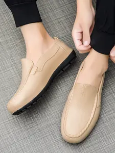Size Runs Small Men's Slip-On Chef Shoes Non-Slip Oil-Resistant Work Loafers Waterproof Kitchen Restaurant Shoes,