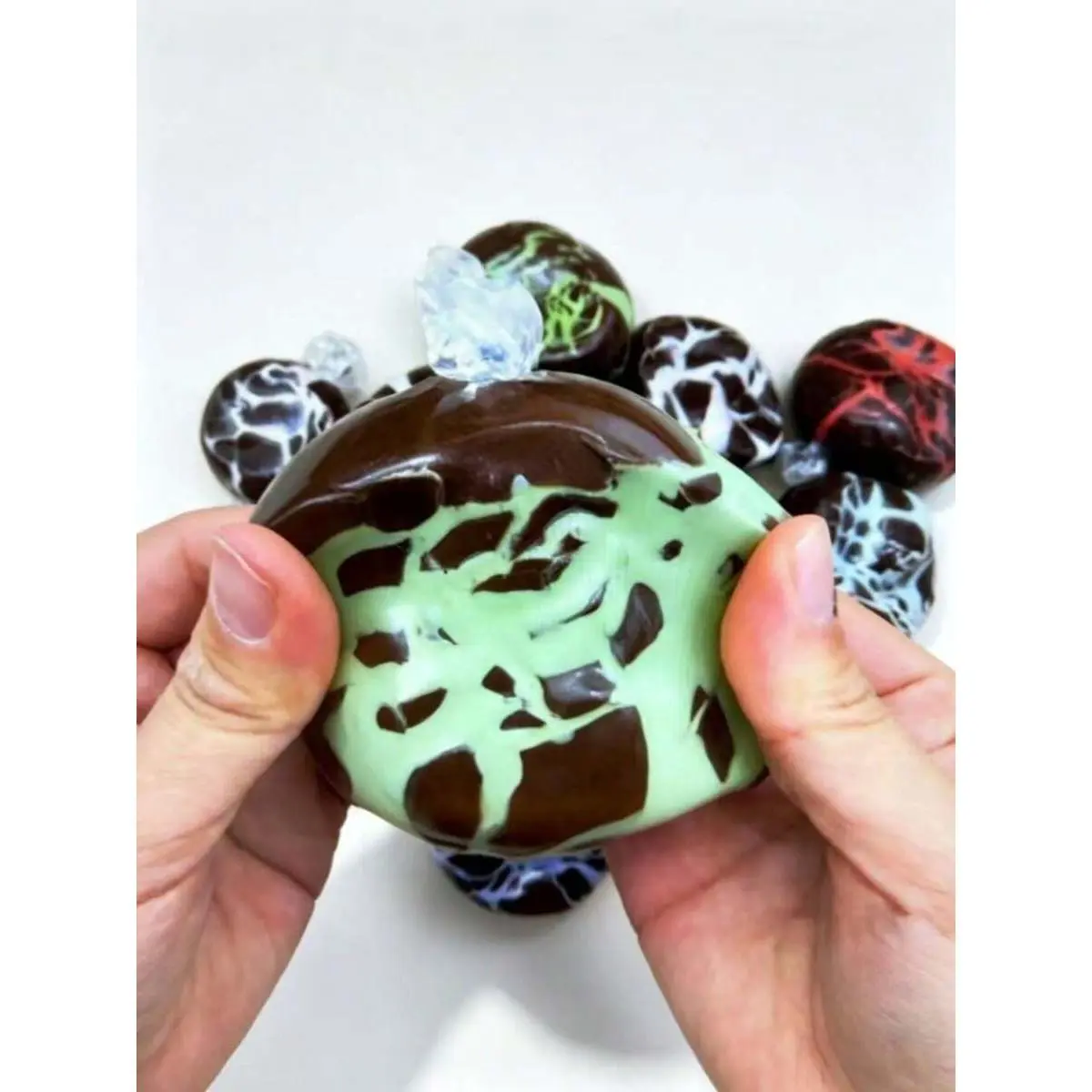 New Squishy Crunchy Stress Relief Handmade Ball, Mango Mint Dark Chocolate Design, Crunchy Squish With Sound, Slow Rebound And Shapeable Squeeze Toy, Wax Cracking Squishy For Office And Teenagers Stress Relief, Gift For Friends, Squishy Crunchy