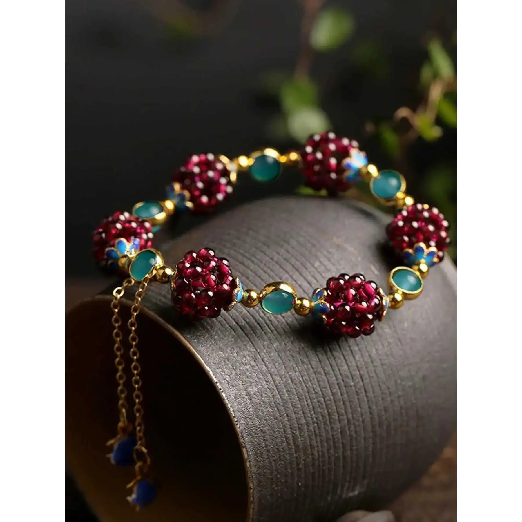 Vintage Ethnic Bohemian Style Natural Red Garnet Bead Bracelet
