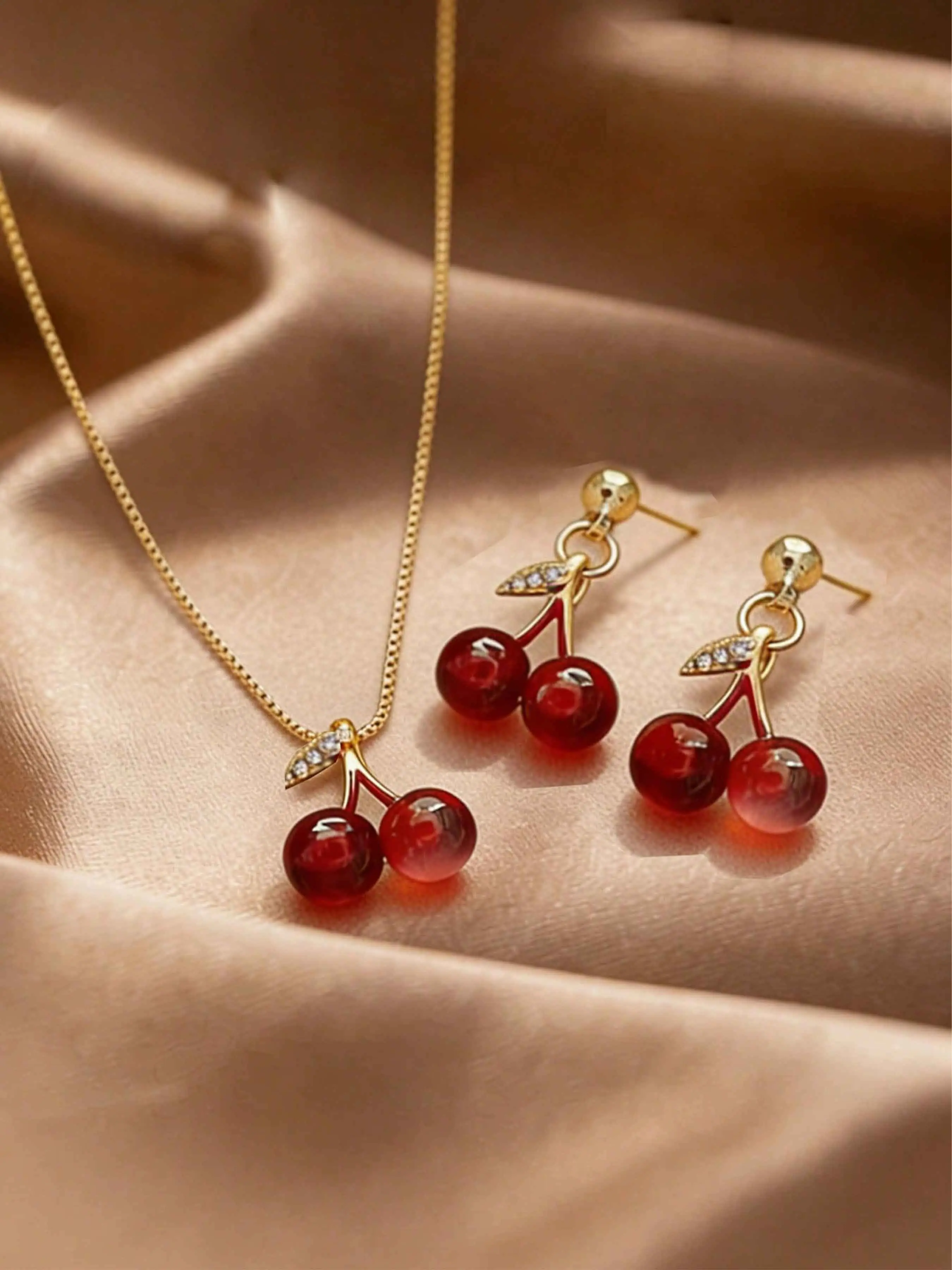 3-Piece Cute Cherry Jewelry Set, Includes Necklace, Earrings, Vintage Elegant Rhinestone Pendant, Perfect for Women, Mother's Day, Valentine's Day Gift