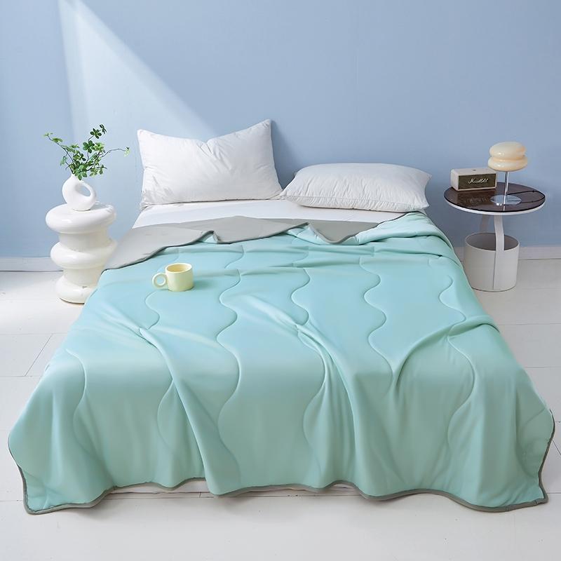 Solid Color Cooling Comforter, 1 Count Soft Breathable Skin-friendly Cooling Comforter, Cool Bedding for Home Office Use in Summer, Breathable Duvet Set, Lightweight Duvet, Machine Washable Duvet