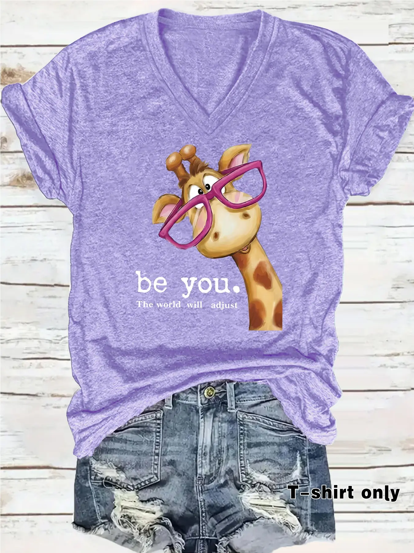 Women's Cartoon Giraffe Pattern T-Shirt, Streetwear Summer Short Sleeve V-Neck Casual Top, Medium Stretch, Comfortable All Seasons