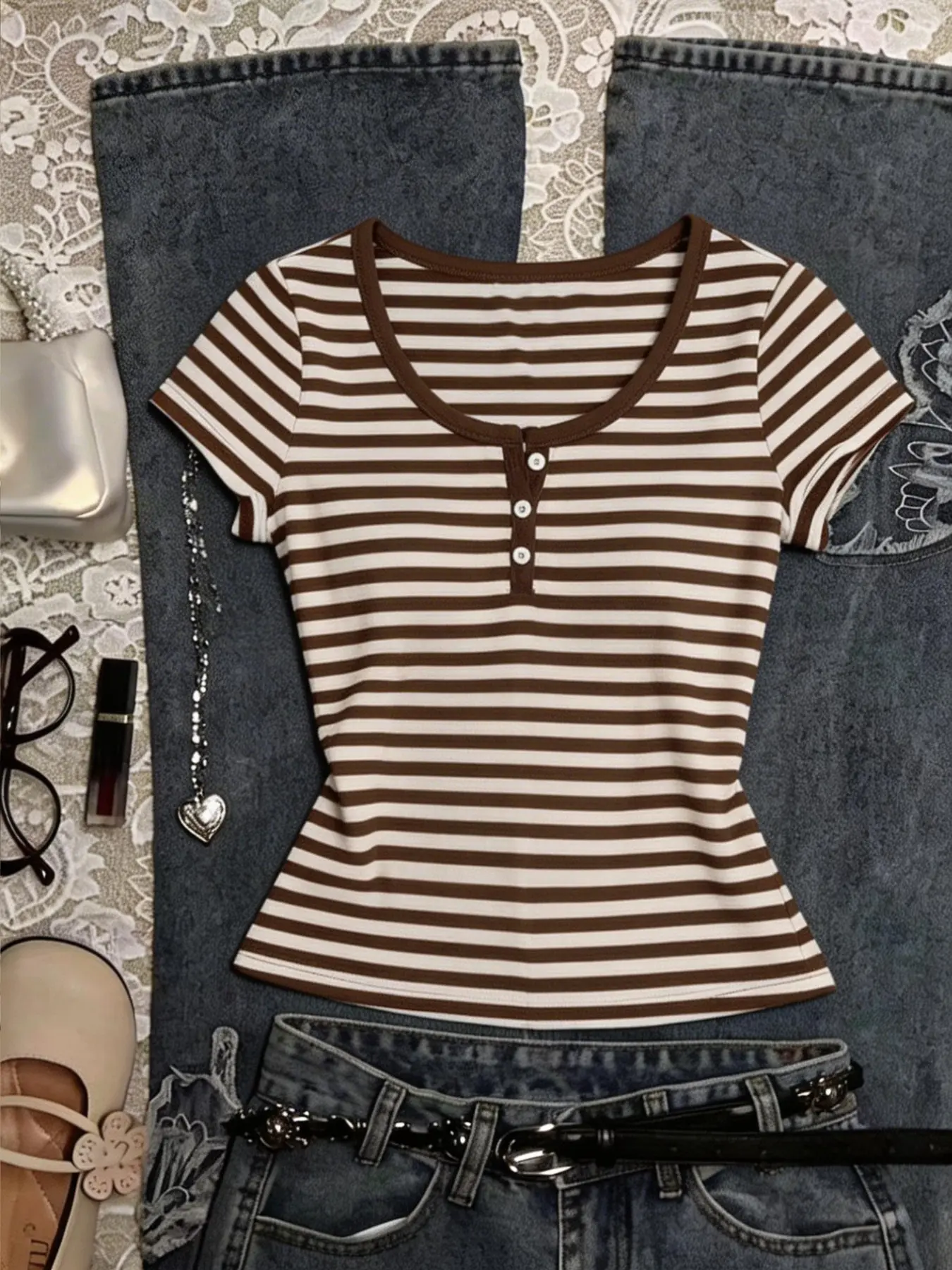 Women's Fashion Vintage Retro Striped Slim Short Sleeve T-Shirt, Summer Casual Round Neck Buttoned Top, Stylish Comfortable Women's Clothing
