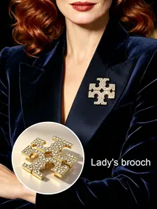 Lady's brooch, with a crystal design, shining brightly, suitable for pairing with jeans, formal dresses, and casual wear.