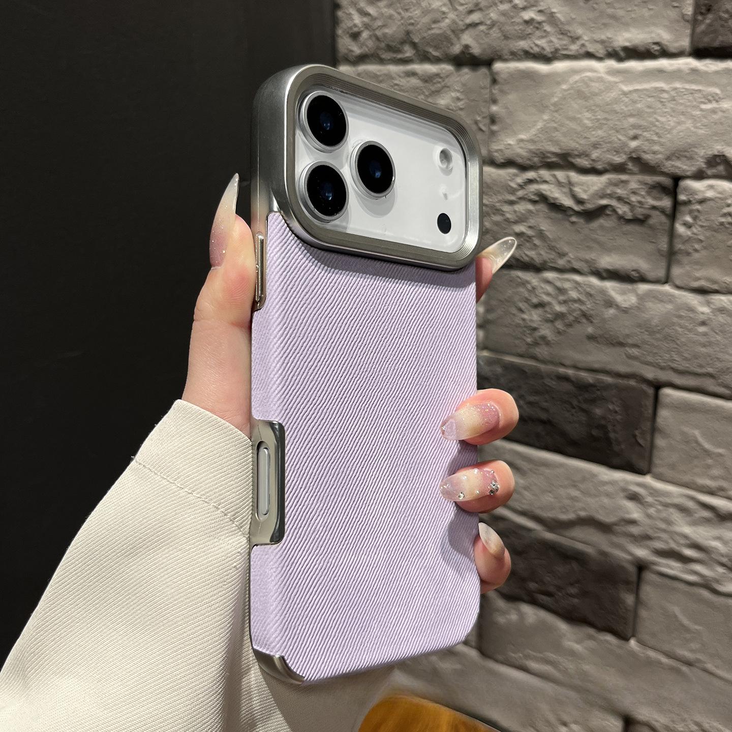 Retro Embossed Denim Pattern Phone Case for IP17ProMax IP16 Electroplated Silver Soft Case 15/14/13Pro Anti-Drop Protection Fashionable Durable Electroplated Silver Finish