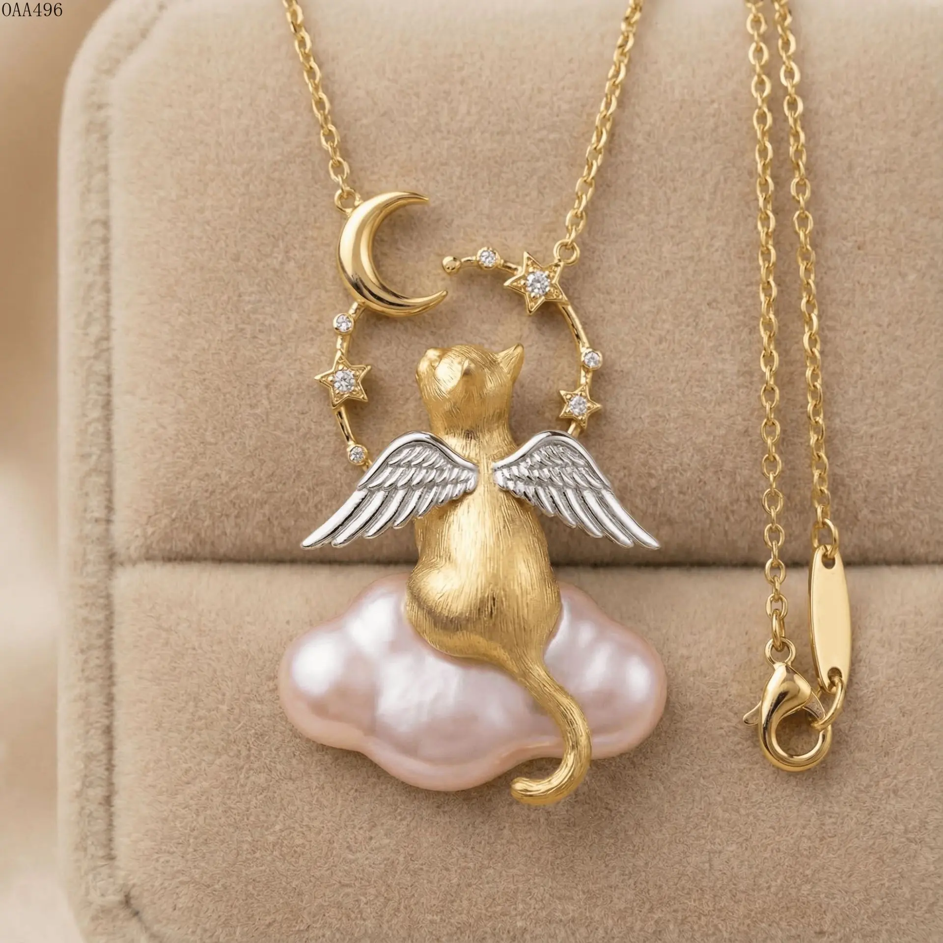 Women's Cat Pendant Necklace Gold Plated Titanium Steel Chain Crescent Moon Crystal Charm Cute Animal Jewelry for Daily Wear