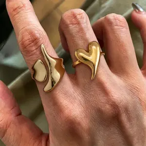 Main Character Energy Gold Tone Liquid Metal Ring Y2K Viral Abstract Molten Heart Statement Jewelry Baddie Effortless Glamour Adjustable Women