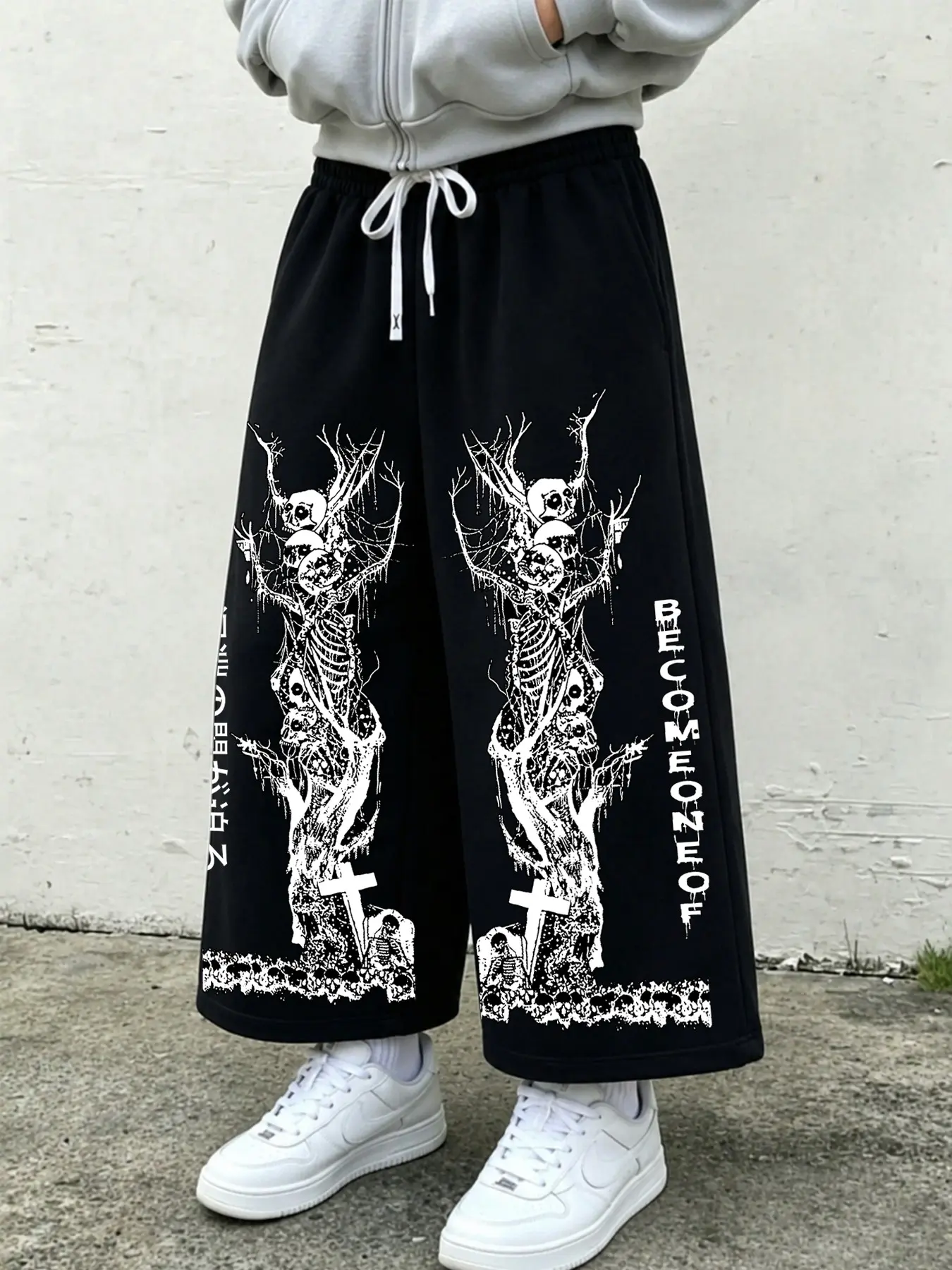 Unisex Oversized Cropped Sweatpants | Grunge Dark Opium Style Skeleton Print Baggy Joggers | Harajuku Goth Streetwear Casual Drawstring Pants for Daily Fit Check Casual Fashion Bottoms