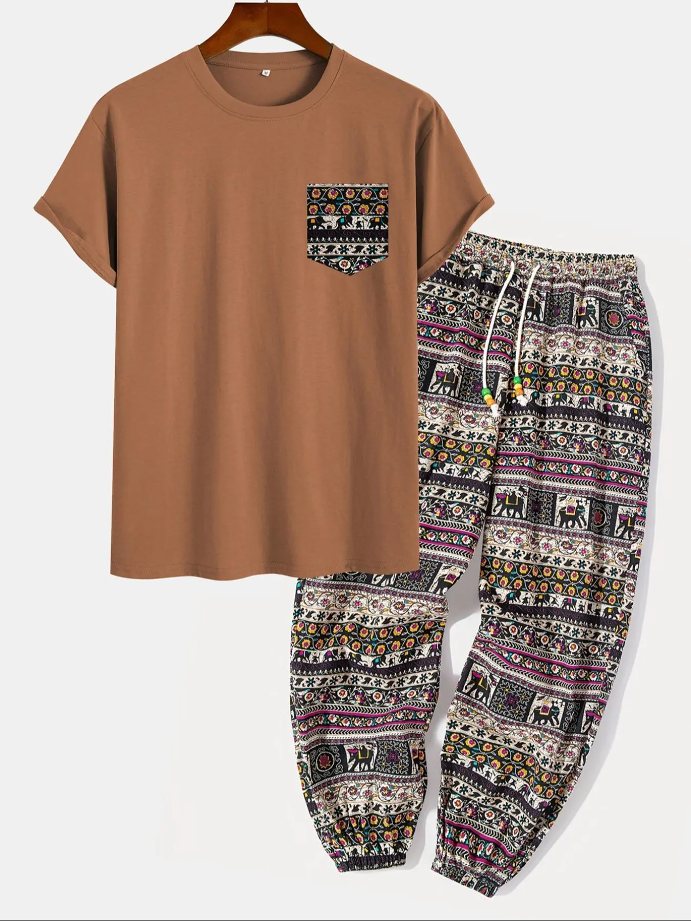 Men's Ethnic Pattern Pocket Tee & Drawstring Waist Pants Two-piece Set, Matching Shorts Set, Loose Boho Casual Short Sleeve Round Neck T-shirt & Trousers for Spring & Fall, Men's Two-piece Outfits