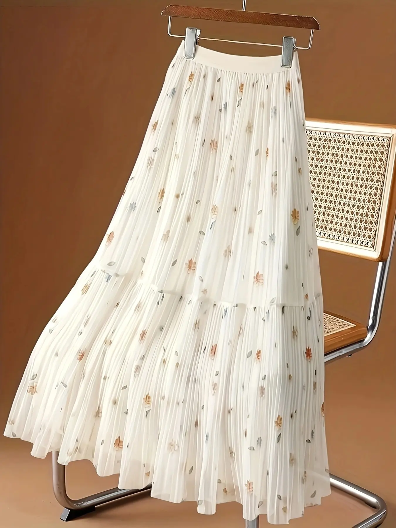 Women's Small Floral Embroidered Pleated Tiered Mesh Long Skirt, High Waist Elastic Flowy A-Line Chic Elegant Aesthetic Dress, All Seasons