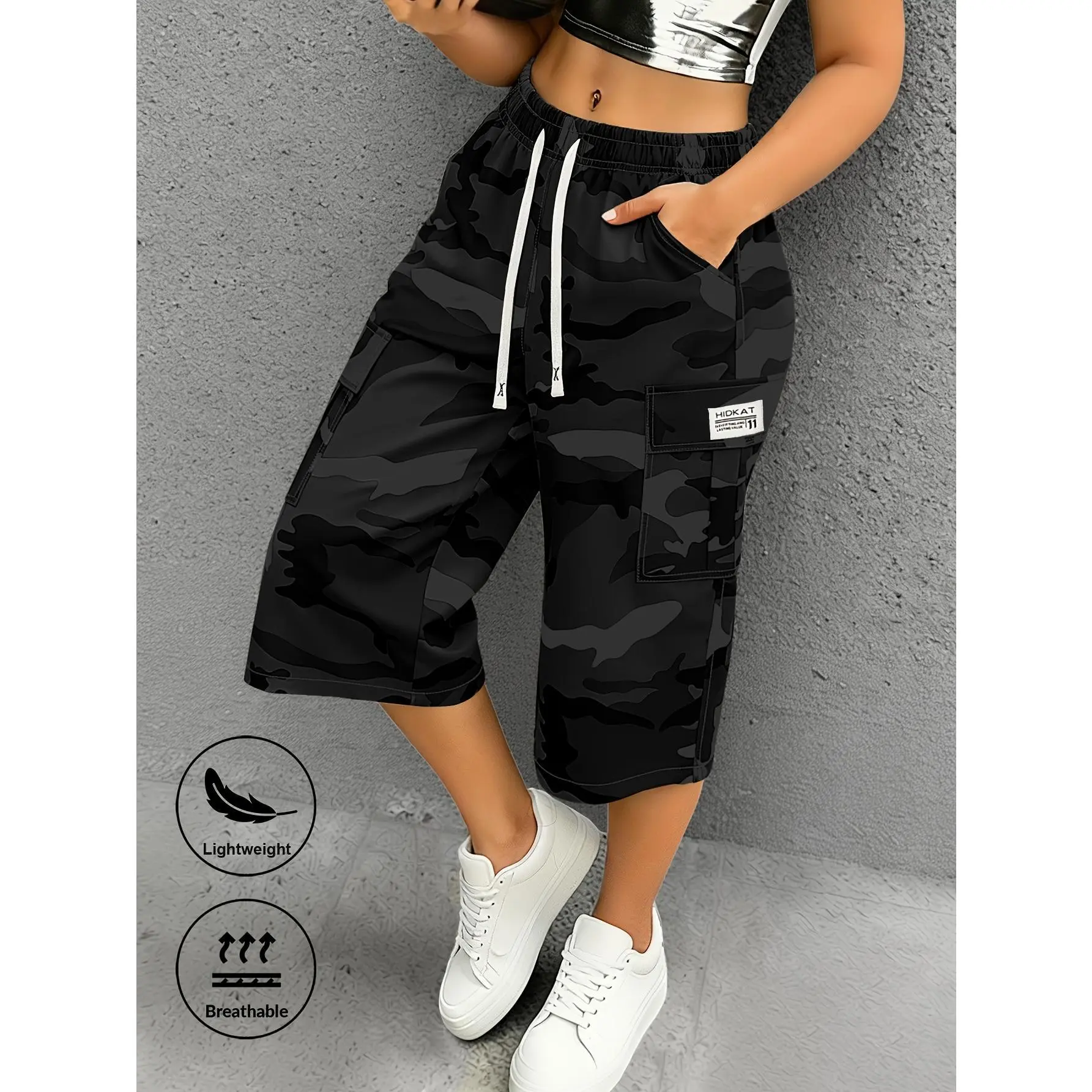 Women’s Camo Capri Cargo Pants - Capri Length Casual Urban Outdoor Streetwear Cropped Trousers, Multi Pockets Multi Flap Design, Drawstring Elastic Waist, Lightweight Breathable Fabric for Daily Errands, Summer Outdoor Activities