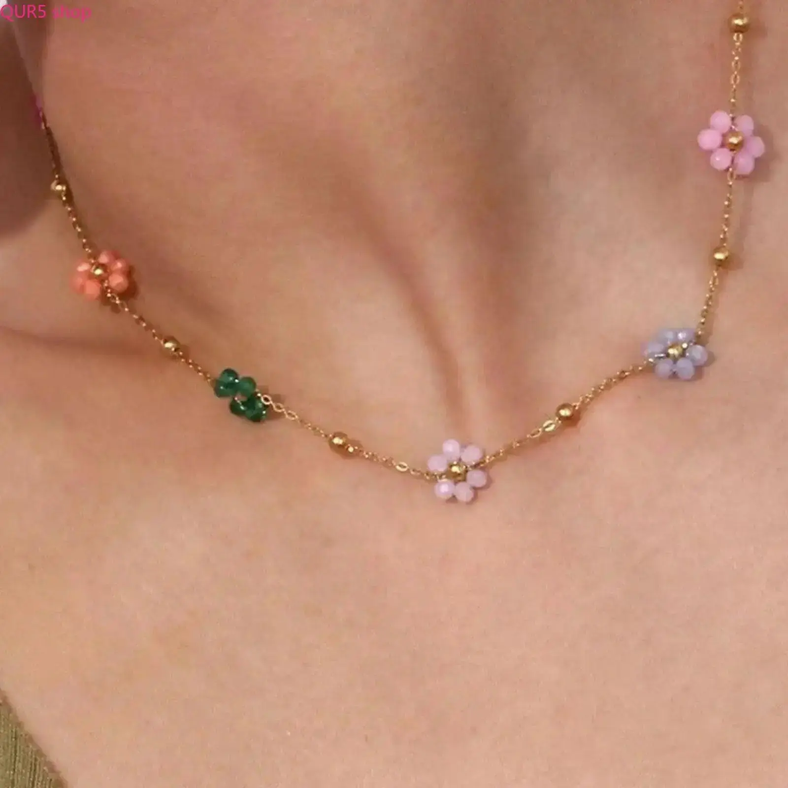 Female Dainty Gold-Plated Stainless Steel Daisy Choker Necklace Set - 38cm (14.96") +5cm (1.96") Flowers Charm Jewelry for Daily Styling, Christmas, Valentine’s Day Gifting (Sports & Outdoor Accessory Complement), Birthday