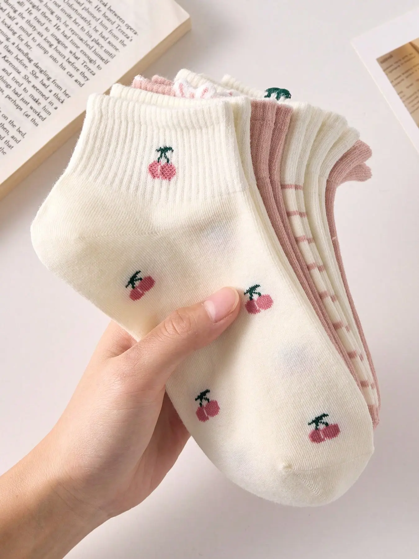 5 Pairs Women's Non-Slip Ankle Socks, Cherry & Strawberry Pattern, Comfortable Slim Fit, Ideal for Spring Summer Daily Wear, Casual Comfy Socks