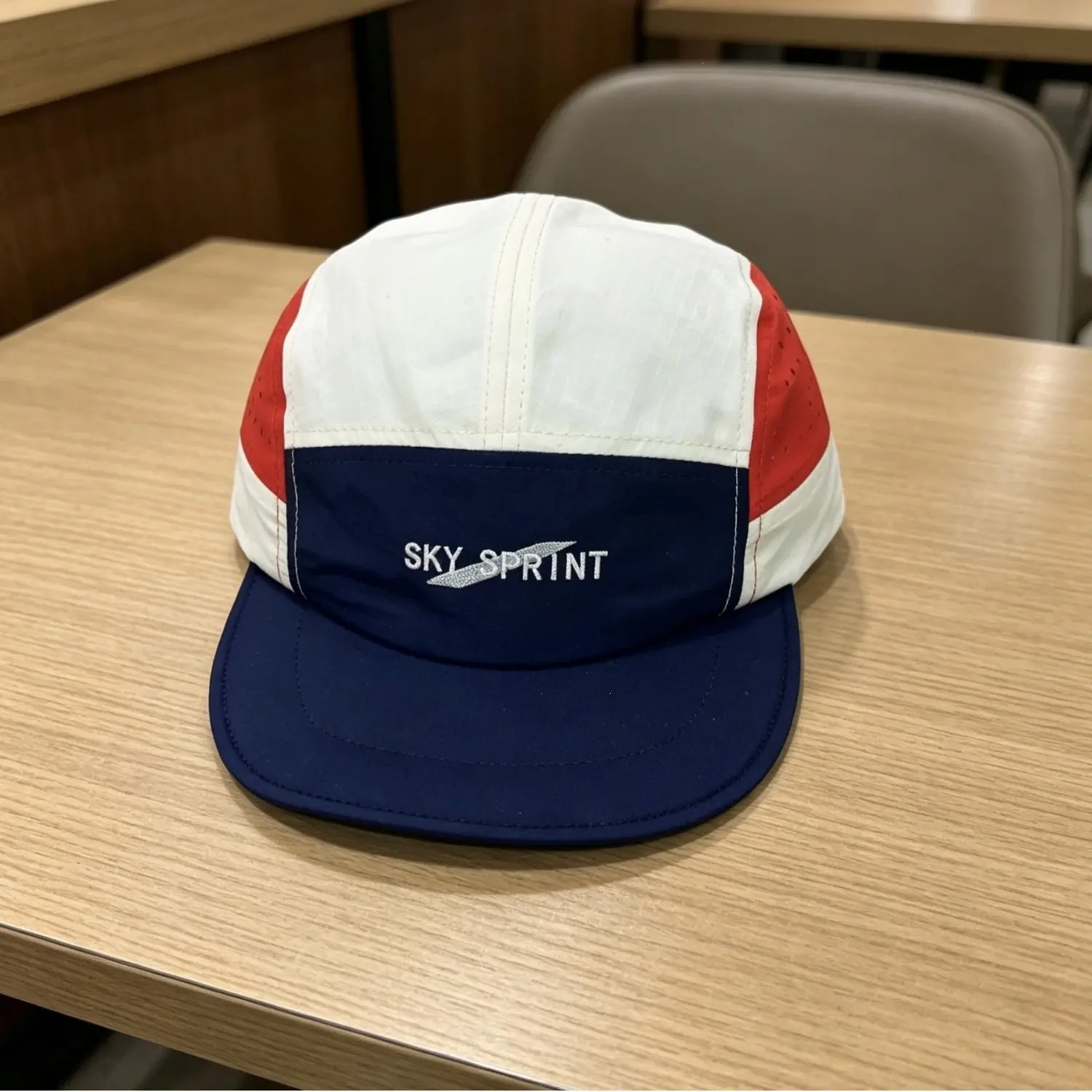 Effortless Quick Dry 5 Panel Running Cap Color Block Breathable Laser Perforated Lightweight Sweat Wicking Camper Hat Trail Running Marathon Daily Workout