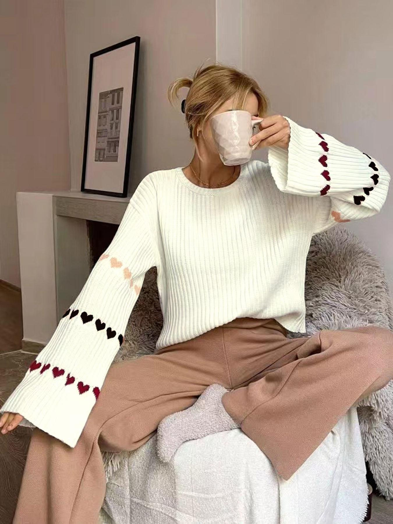 Women's Colorblock Heart Print Drop Shoulder Sweater, Casual Long Sleeve Round Neck Jumper for Fall & Winter, Fashion Ladies' Knitwear Knitting for Daily Wear