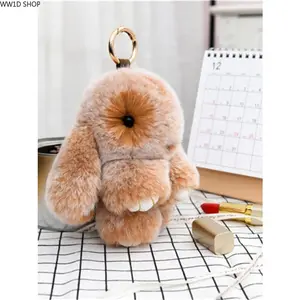 Fluffy Bunny Plush Keychain, Soft Rabbit Bag Charm for Handbags Backpacks and Car Keys, Cute Animal Pendant Accessory with Fuzzy Texture for Daily Decoration