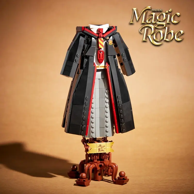 Classic Magic Uniform Bricks Collection Set, Black Red Trim Wizard Robe Building Blocks with Striped Tie & House Badge, Exquisite Retro Support Base DIY Assembly Brick Decor for Desk Display & Personal Hobby Showcase Collectible Construction Set