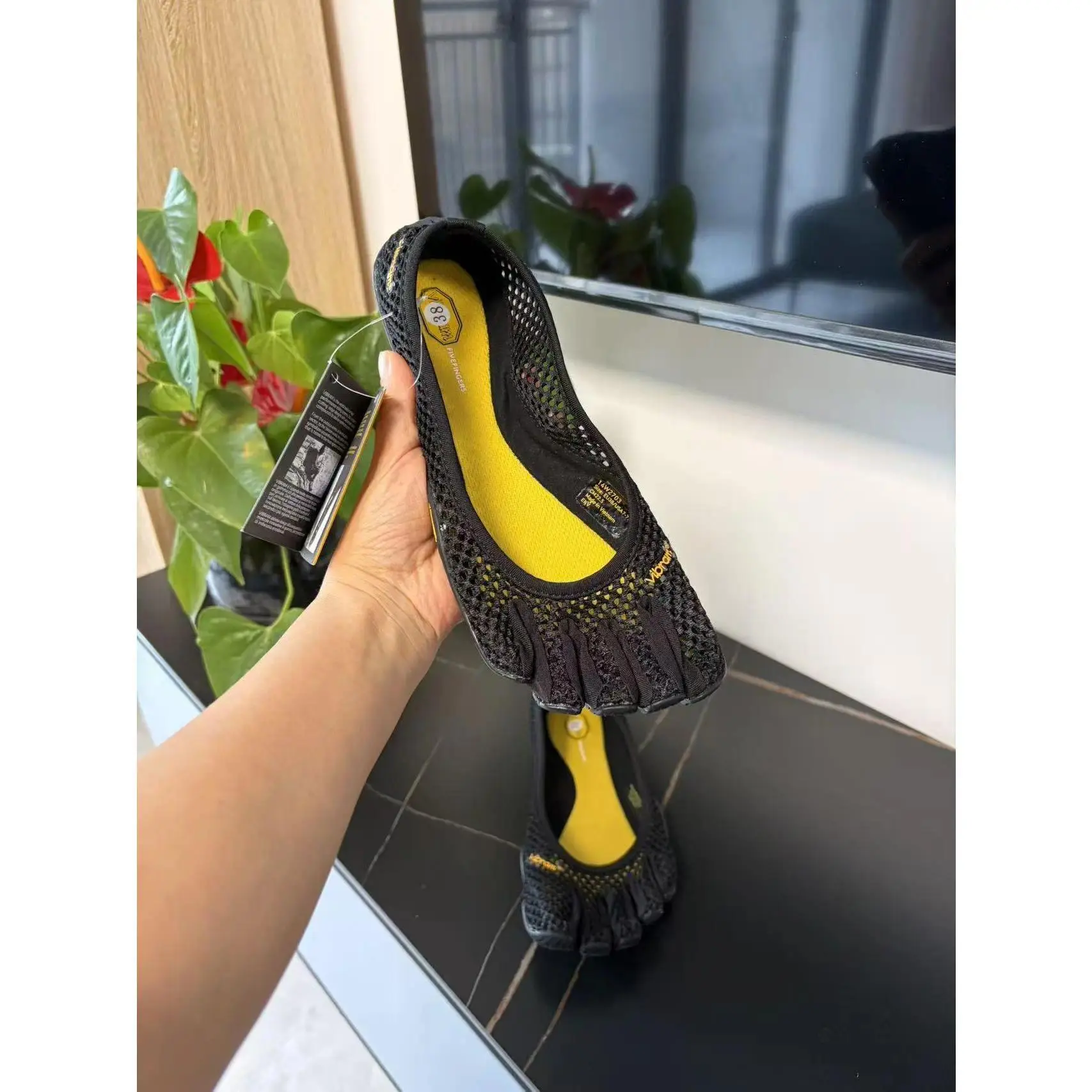 Women's Five-Toe Shoes for Yoga and Pilates, Soft Shoes for Fitness and Sports, Suitable for Daily Exercise and Commuting