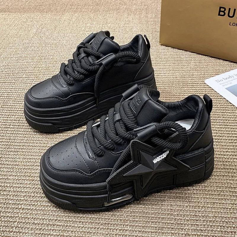 Platform Sneakers Women 2025 Autumn Fashion Star Personalized Designer Vulcanized Shoes Casual Running Street Skateboarding Shoes