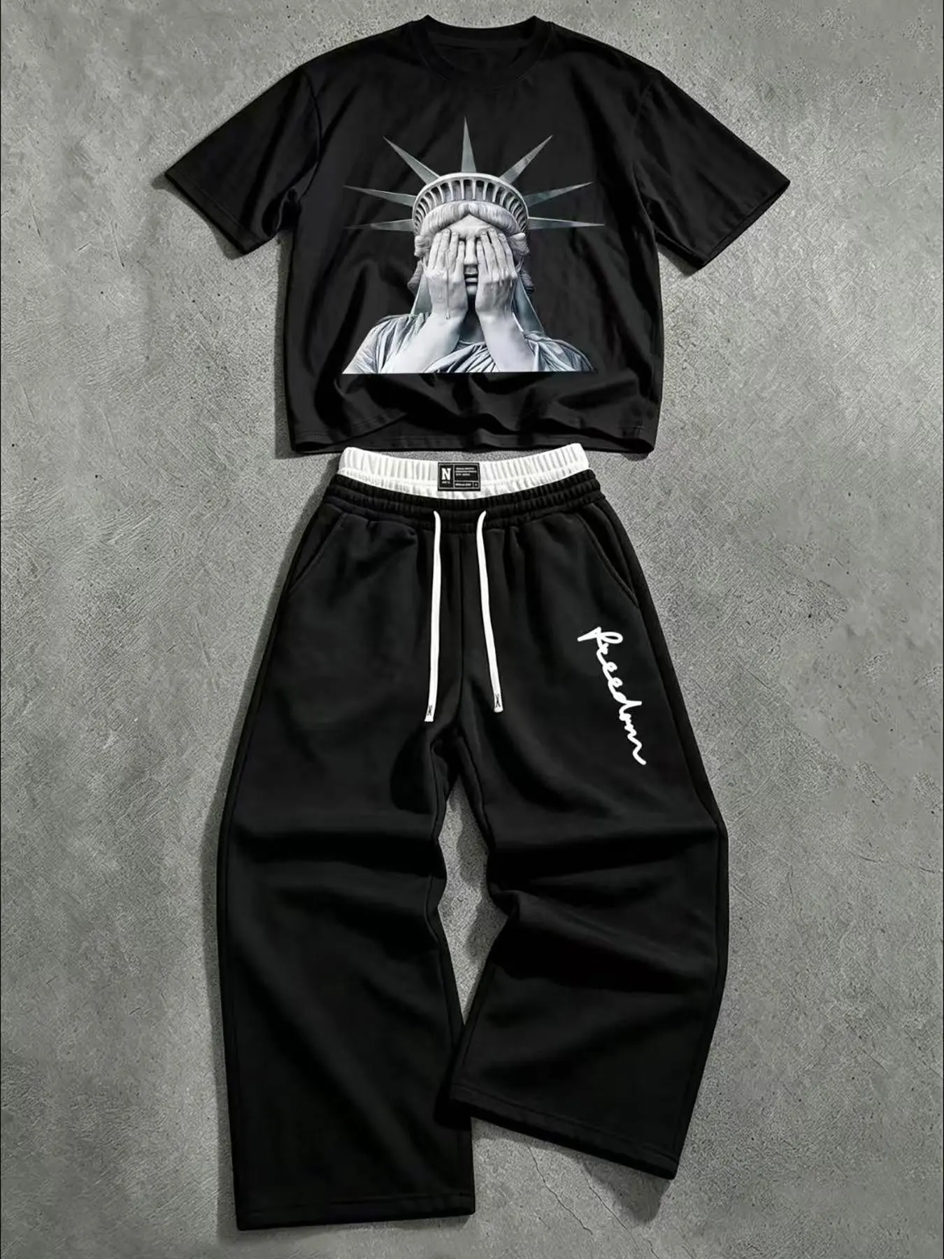 Men's Graphic Print Hoodie with Drawstring Waist, Loose-Fit Long Pants, Fall & Winter Casual Suit, Trendy Urban Fashion Set
