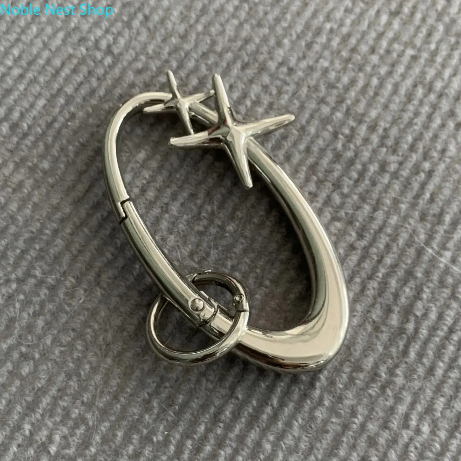 Y2K Metallic Starlight Carabiner, Heavy Metal Belt Loop Hook, Unisex Basic Style Belt Accessory for Daily Wear and Christmas Holiday Gifts