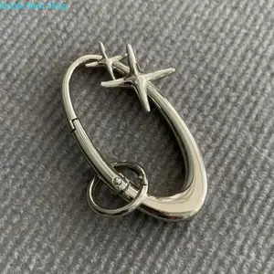 Y2K Metallic Starlight Carabiner, Heavy Metal Belt Loop Hook, Unisex Basic Style Belt Accessory for Daily Wear and Christmas Holiday Gifts