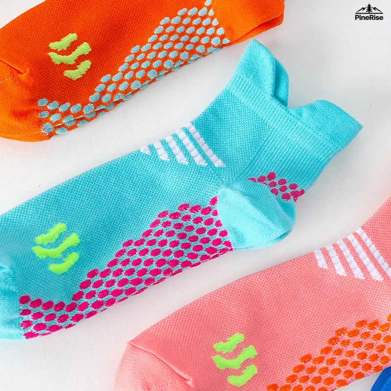 Universal Nylon Compression Sports Socks Viral Summer Fitness Accessory Thin Breathable Couple Socks Compressive Sweat-wicking For Basketball Running Hiking Camping Daily Commute Wholesale Available