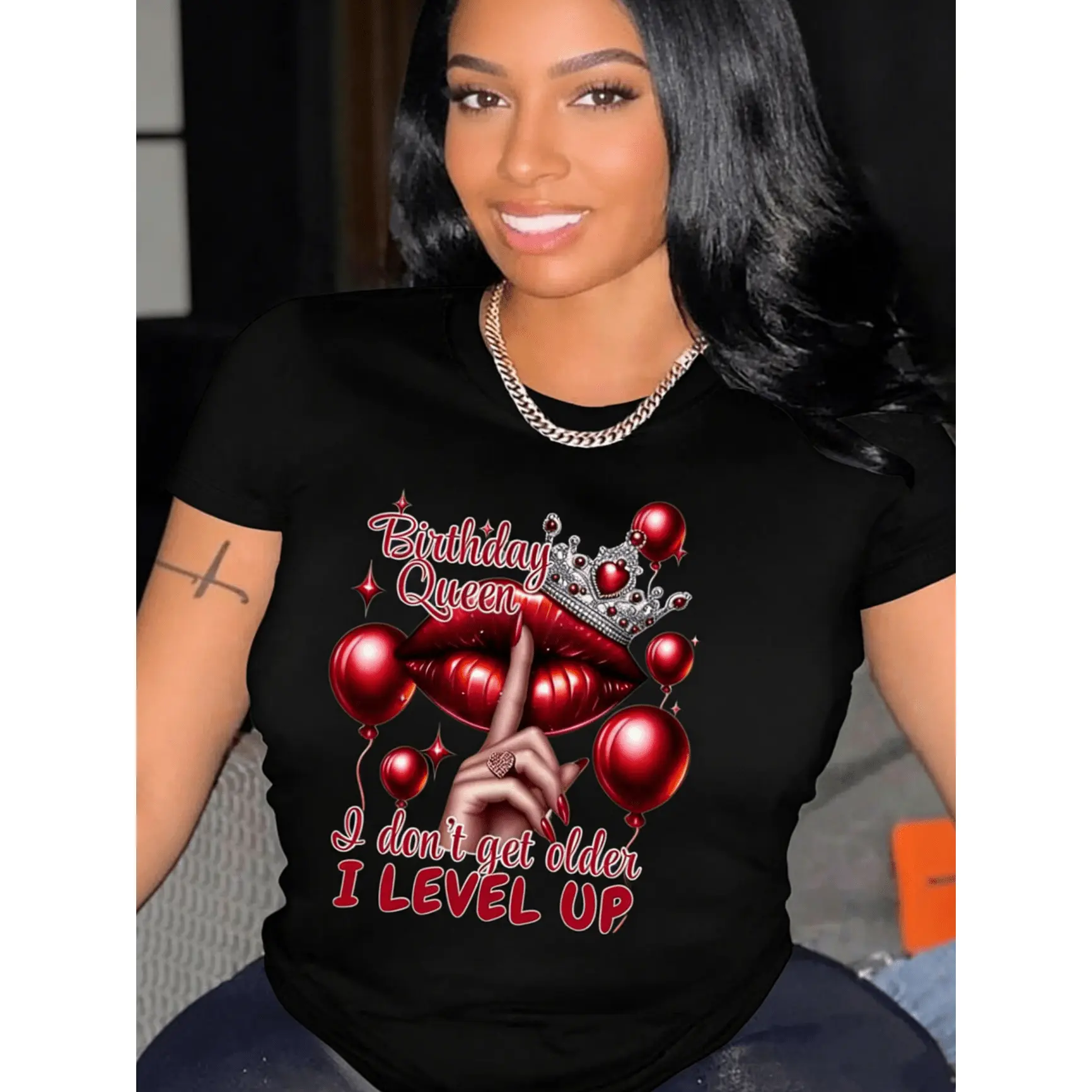 Queen's Birthday Queen Pattern T-Shirt, 100%Cotton, Casual Round-Neck T-Shirt With Balloon And Lip Print, Regular Length, Knitted Fabric, Suitable For All Seasons, Allseason Top | Humorous Design | Medium Elasticity{S-4xl}Relaxed Plus Size T-Shirt