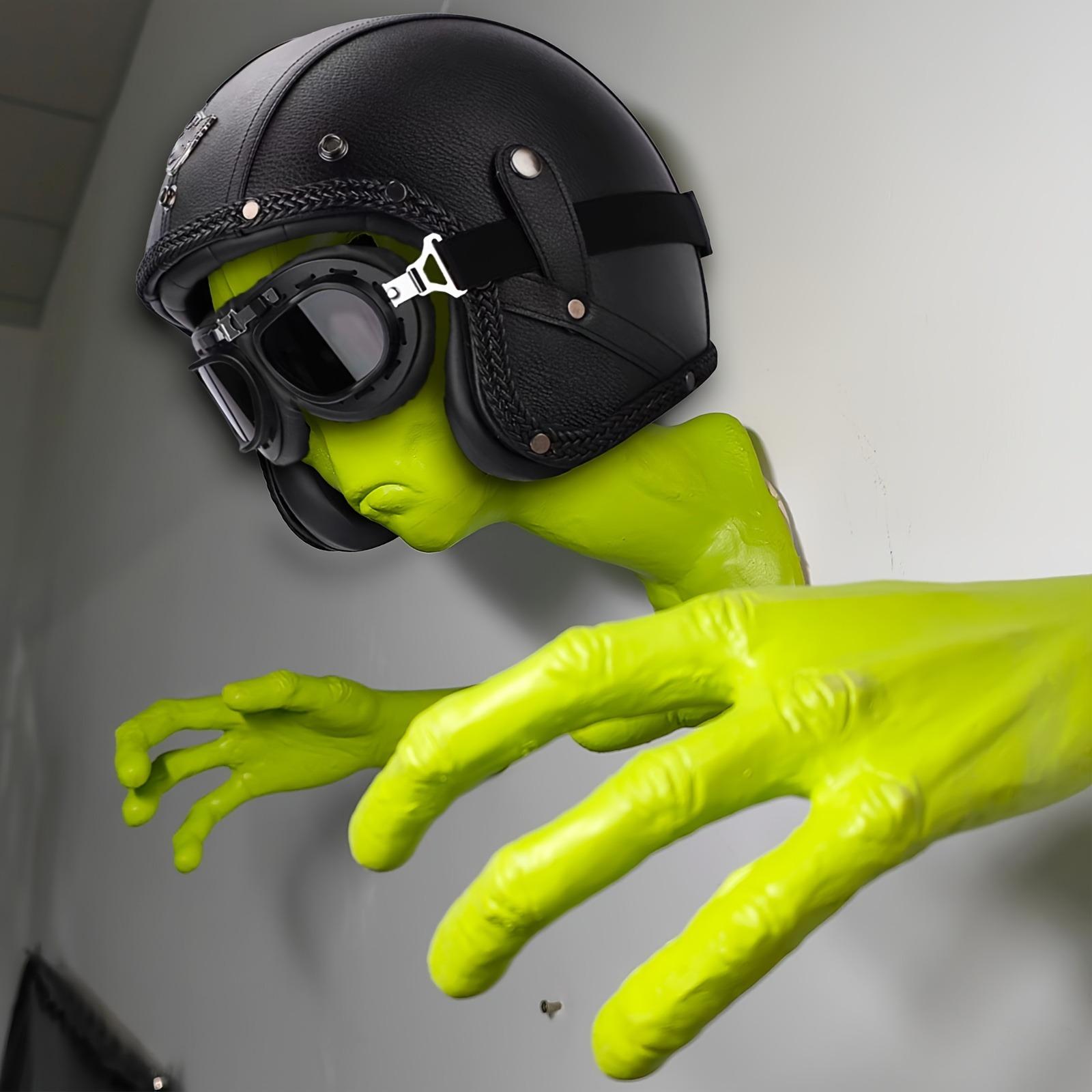 3D Alien Head & Hand Design Wall Mounted Decor Creative Wall Hanging Ornament, Wall Art Decor for Home Living Room Bedroom, Poster, Wall Art Decoration