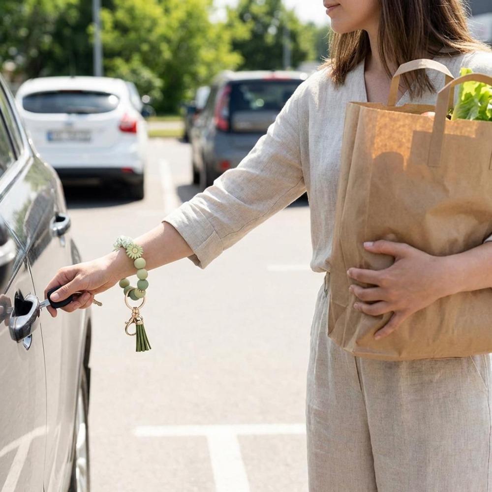 Beaded Floral Tassel Key Fob for Women, Summer Cute Keychain, Bag & Phone Hanging Charm, Practical All-Match Daily & Birthday Gift