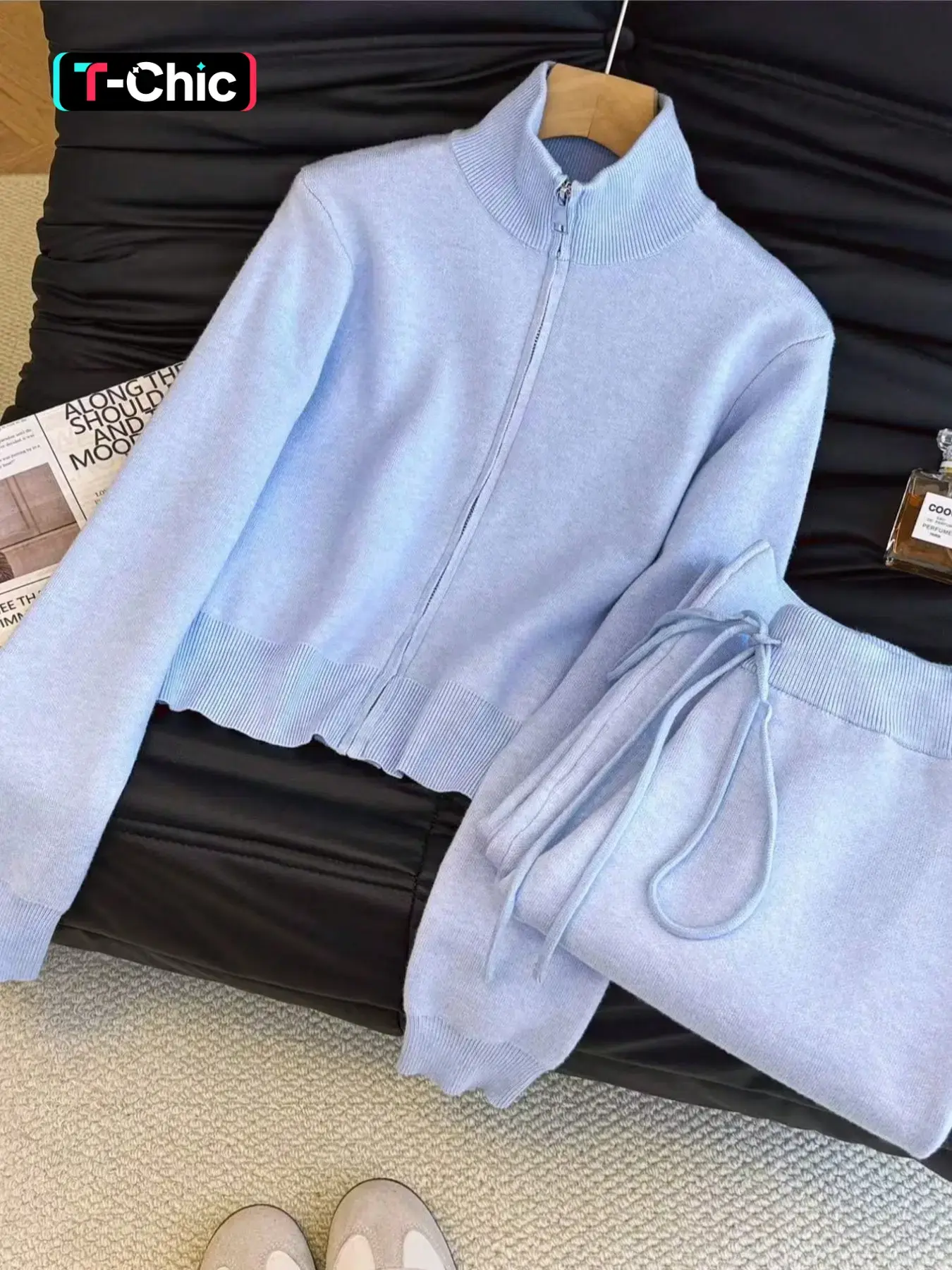 Women's Fall Winter Casual Knit Set, Zipper Front Short Crop Cardigan & Elastic Waist Wide Leg Pants, Two-Piece
