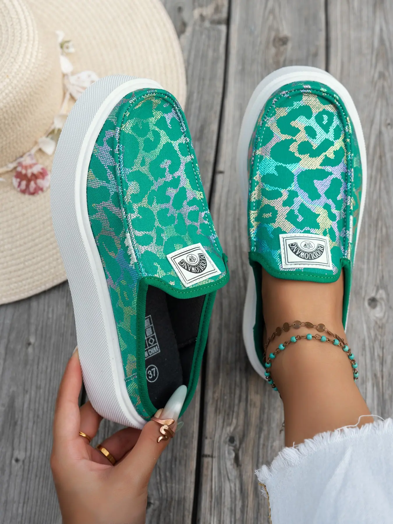 2026 New Large Size Women's Comfortable Slip-On Sandals, Casual Summer Shoes, Casual Fashion Footwear for Daily Wear, School and Vacation