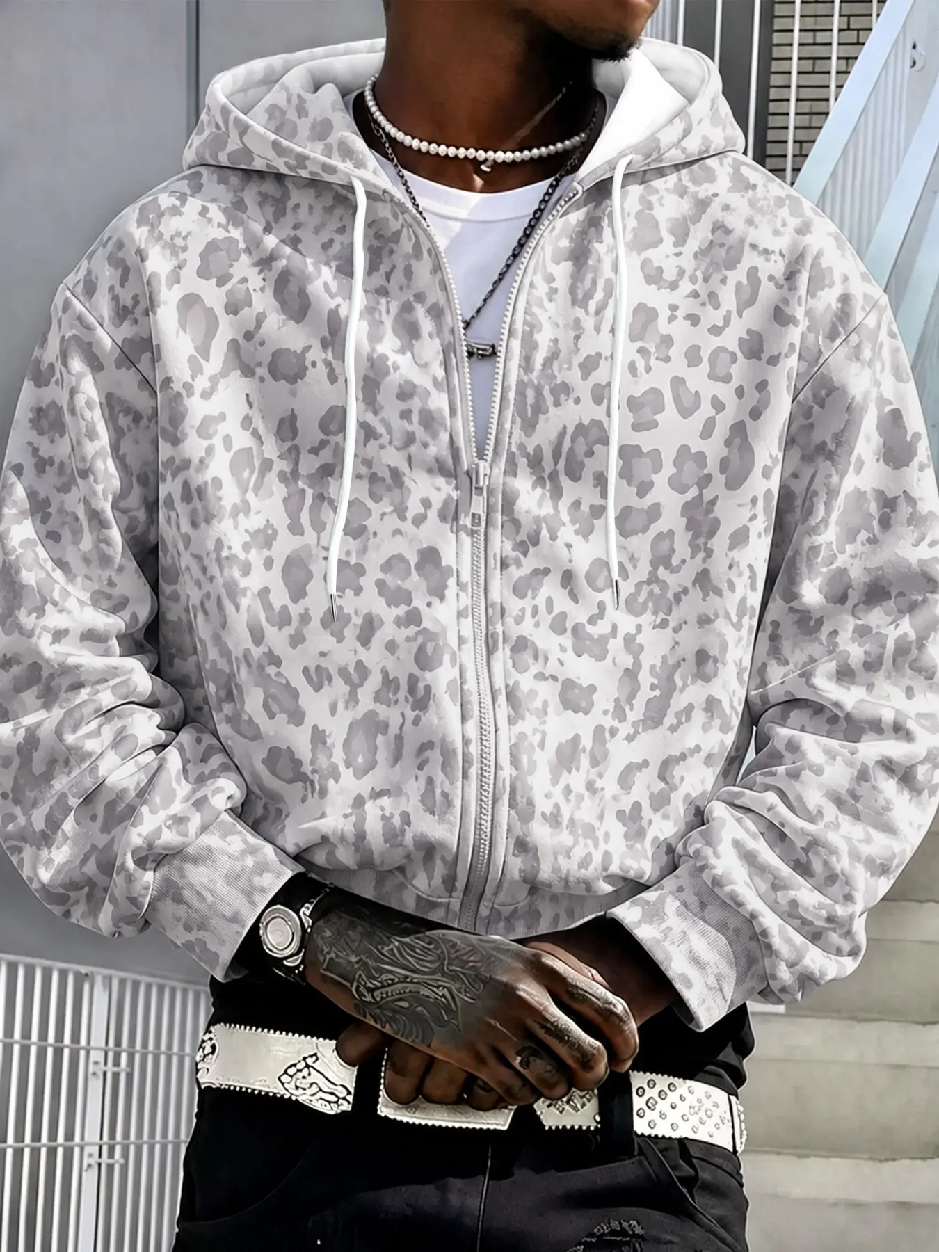 Men's Leopard Camo Hooded Zipper Sweatshirt, Casual Slim-Fit All-Season Outerwear, Trendy Daily Wear for Outdoor Activities