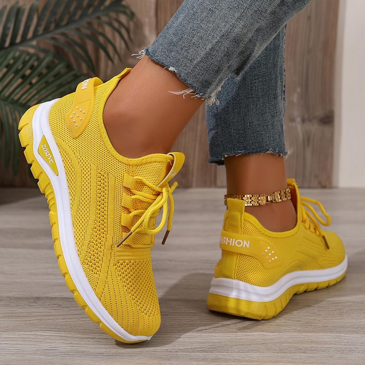 【QUAWUJIE】Women's Plus Size Wide Fit Sneakers 2026 Spring Summer New Arrival Mesh Breathable Lightweight For Ladies Outdoor Daily Wear