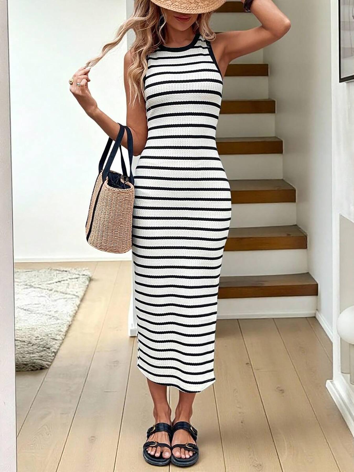 Trendy Striped Sleeveless Dress for Women, Slim Fit Casual Knit Round Neck Long Dress, Stylish Chic Color Block Design