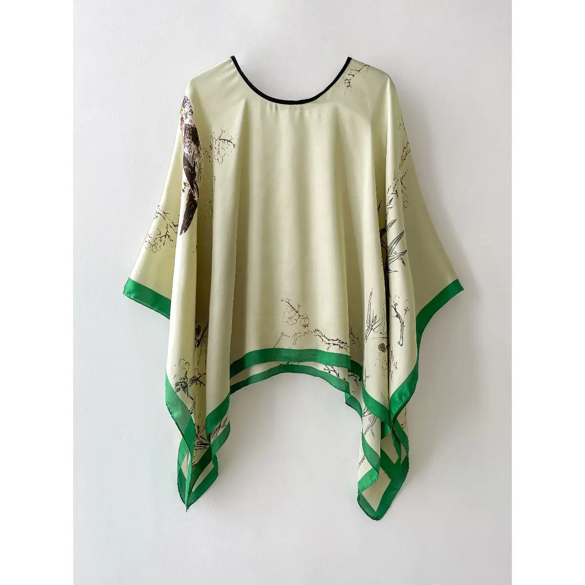 Women’s Animal & Plant Print Cape Shawl – Green Open Front Soft Wrap, Casual Minimalist Fashion Accessory for Daily Wear