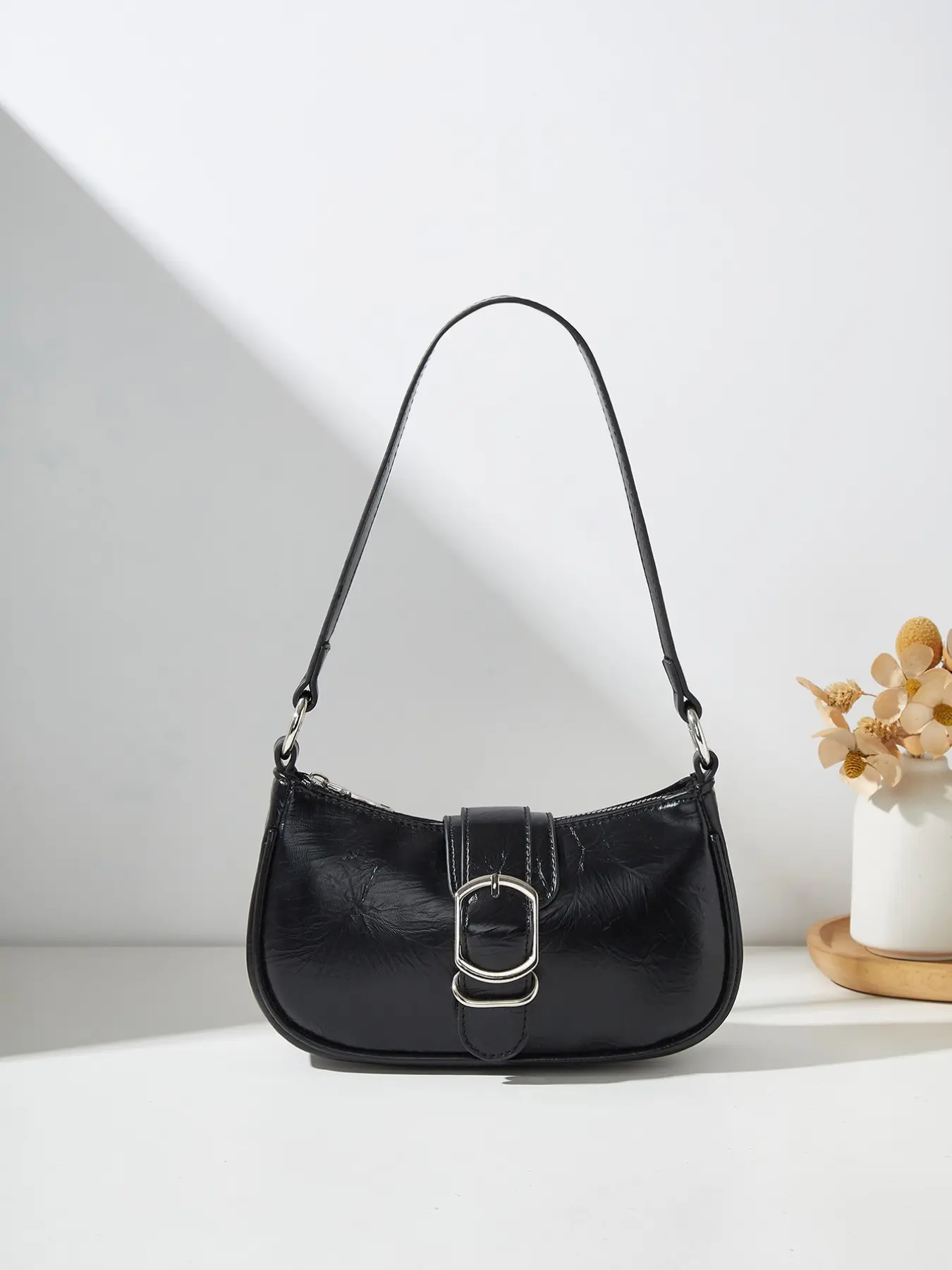 Women's Vintage Oil Wax Leather Crossbody Hobo Bag with Silver Buckle Accent Shoulder Purse Shoulder Bags