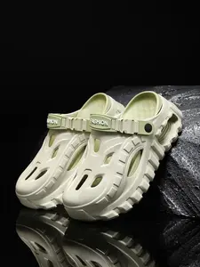 Men's Summer Sandals, Outdoor Youth Thickened Height-Boosting Driving Shoes, Closed Toe Breathable Perforated Footwear