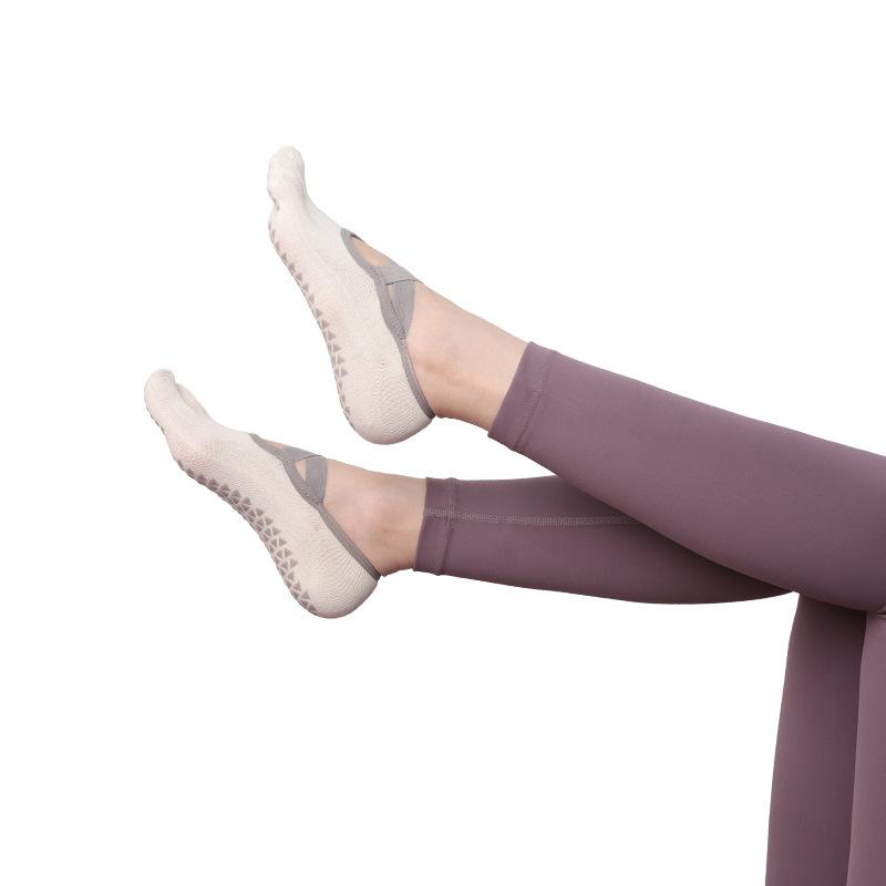 Yoga socks women's summer five-finger invisible socks indoor non-slip shock absorption fitness socks Pilates women's boat socks