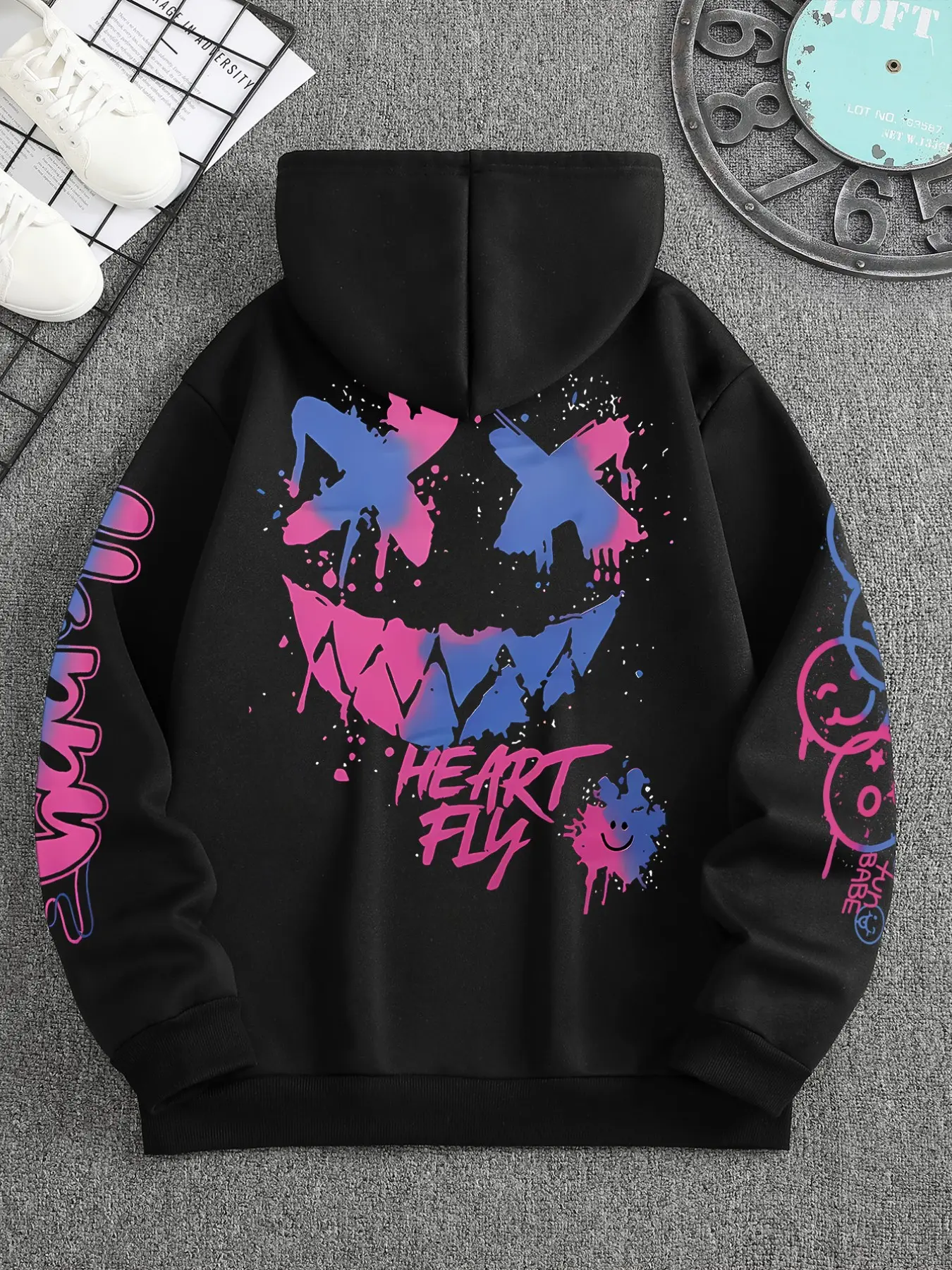 Men's Fall Winter Streetwear Graffiti Smiley Print Hoodie, Casual Drawstring Hooded, Casual Fitted Design, Trendy Graphic Sweatshirt for Urban Style, Casual Fashion Sweatshirt, Funny Graphic Sweatshirt, Graphic Streetwear Clothing