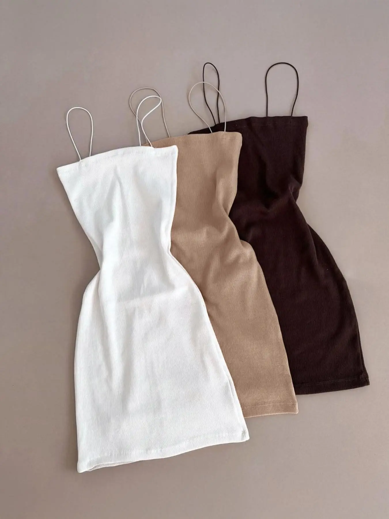 3-Pack Spaghetti-Strap Bodycon Mini Dress – Basic Everyday Casual Wear Style. Slim-Fit, Short Silhouette; Suitable For Layering, Casual Dates, And Lounging At Home. Minimalist