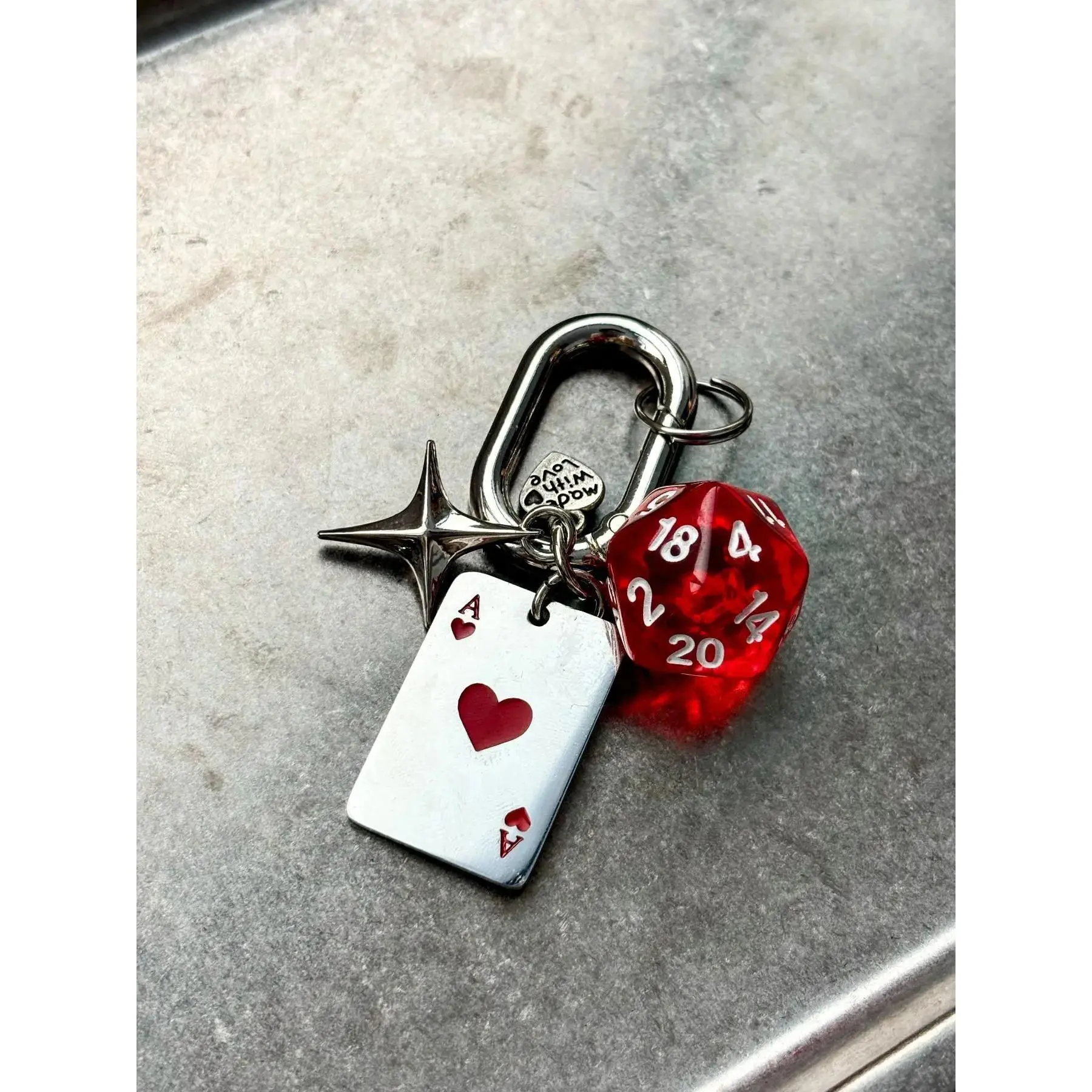 Dice & Poker Card Design Keychain, Casual Trendy Keychain for Car Keys for Women & Men, Fashion Accessories for Daily Use Keychain
