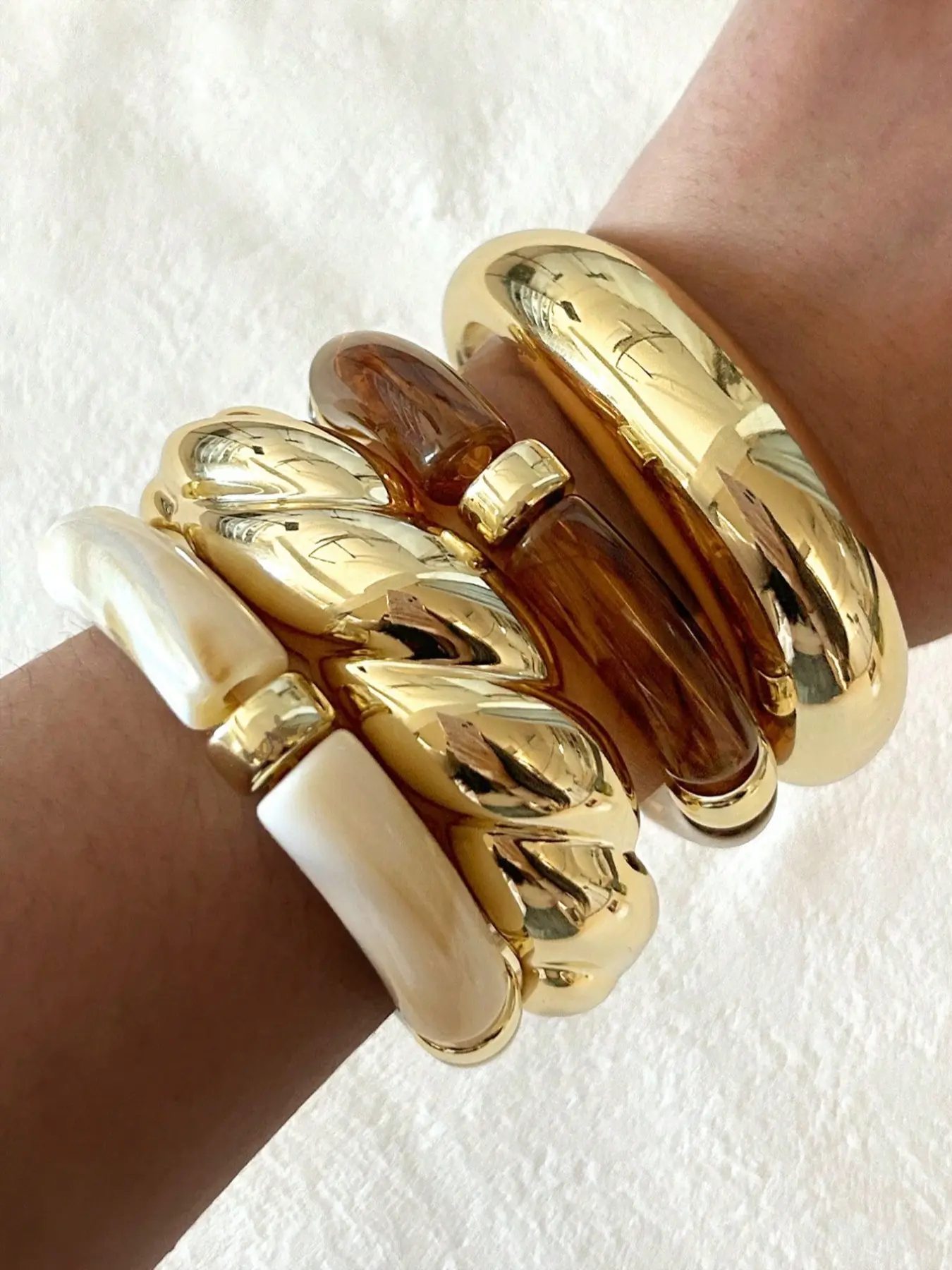 Vintage Resin Bracelet Set, Elegant Women's Elastic Bangle Jewelry for Parties Weddings Gifts, All Season Wear